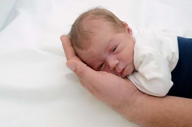 LION • Datum: 25.5.2018, Eltern: Duruntina &amp; Flakron Idrizaj, Größe: 51 cm, Gewicht: 3570 g  | Foto: babysmile