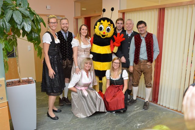 &lt;f&gt;Das Team der Raiffeisenbank Reichenau-Gnesau&lt;/f&gt; lud in die Bankstelle nach Patergassen ein. Es wurde ein Fest für alle | Foto: KK