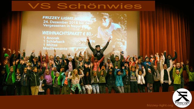 Die Volksschule Schönwies unterstützt die Frizzey Light Helptour 2018.