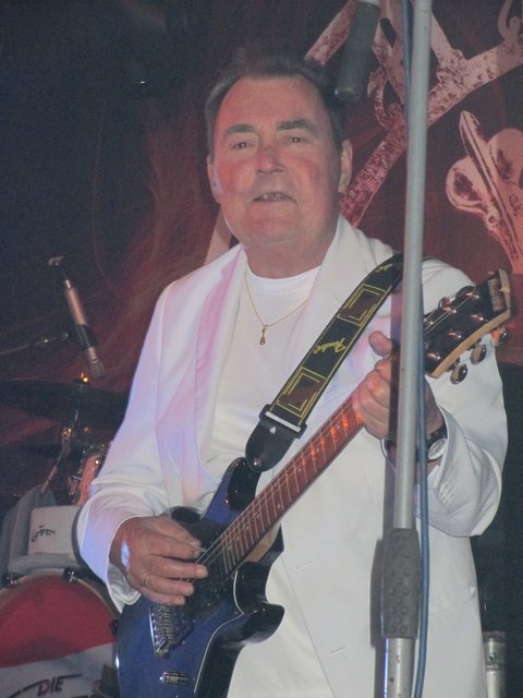 Peter Reischl, hat die Bühne auf Erden verlassen.