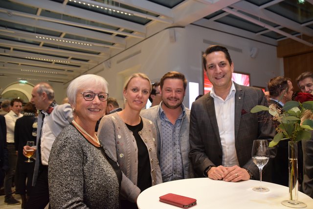 V.l.n.r.: Irene Partl, Lucy Koidl, Matthias Venier und Alois Rainer.