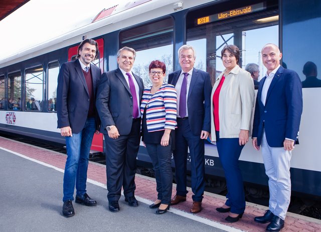 Bürgermeister Josef Wallner, Generaldirektor Franz Weintögl, Abgeordnete zum Landtag Bernadette Kerschler, Landesrat Anton Lang, Stadträtin Barbara Spiz und Prokurist Gerald Klug. | Foto: GKB Jessner
