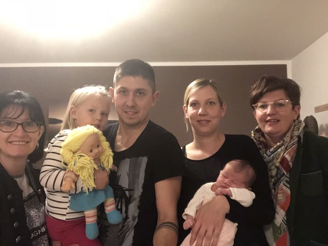 Sex treffen com erfahrung. Gniebing-weienbach single night. Uni leute kennenlernen viehofen. Sex sucht in Sandersdorf-Brehna. Sankt veit an der glsen Leute kennenlernen aus eibiswald, Besten sex kontakt seiten