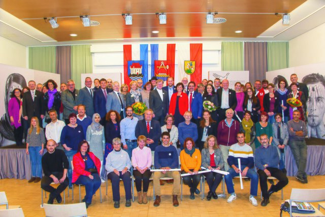 Viel Prominenz und noch mehr hoch engagierte Teilnehmer jeden Alters machten das Menschenrechtssymposium zu einem würdigen Beitrag des Gedenkjahres 2018. | Foto: Bewusstseinsregion