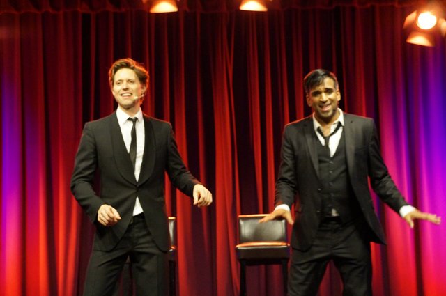 Multitalente: Lukas Perman und Ramesh Nair verzauberten in Neulengbach mit ihren vielseitigen Talenten.