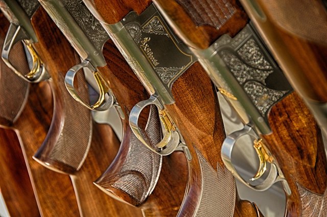 Um das Bedrohungspotenzial so gering wie möglich zu halten, wurden die Waffen abgenommen.  | Foto: Symbolfoto: pixabay.com