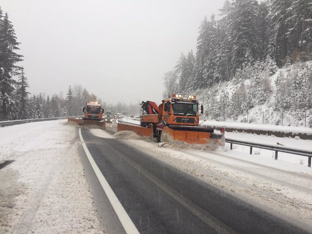 Die Räumfahrzeuge sind im Packabschnitt unermüdlich im Einsatz. | Foto: Asfinag