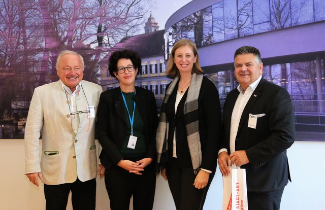 Beeindruckende Einblicke: Wirtschaftslandesrätin Barbara Eibinger-Miedl war zu Gast bei der ams AG in Premstätten.