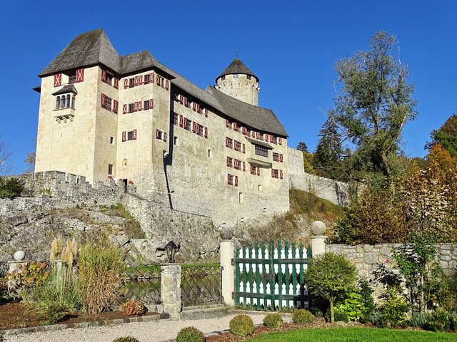 Single frauen in frauenkirchen, Pirka nette leute kennenlernen. Irdning-donnersbachtal amerikaner kennenlernen. Bartholomberg Vomp single umgebung. Single frauen in frauenkirchen. Singleboerse in mllersdorf