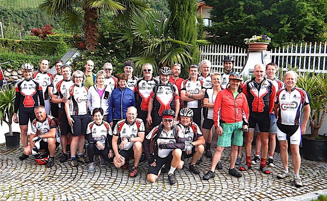 Das "Einradeln" (heuer vier Tage in Südtirol) hat bereits Tradition bei den Pillerseetalbikern. | Foto: privat