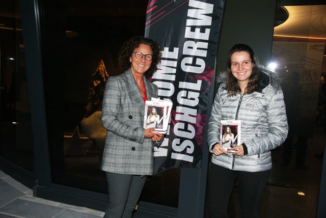 "Ischgl Crew": Maritta Jungmann (li.) und Jelena Jehle vom Tourismusverband Paznaun-Ischgl.