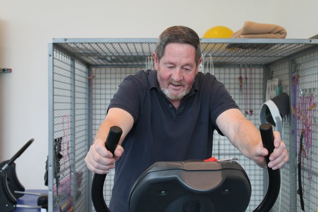 Karl Granegger auf "seinem" Stützrad | Foto: PVA