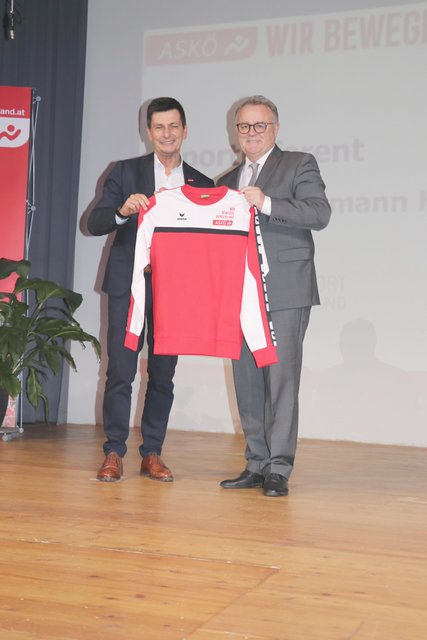 Illedits wurde für 10 Jahre ASKÖ-Präs. geehrt.