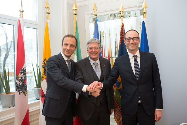 Massimilano Fedriga, LH Peter Kaiser und Federico Caner | Foto: LPD Kärnten/Peter Just