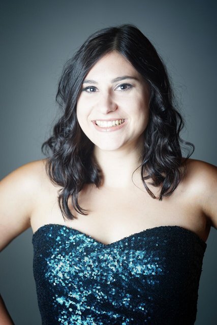Die Leobenerin Corina Koller singt rund um Weihnachten die Hauptrolle in der Operettenproduktion "Die lustige Witwe" des Vereins "Operette Leoben - Musiktheater".