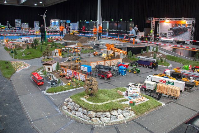 Die Weststeirische Minibaustelle als Besucherattraktion auf 40 Quadratmetern in der Sporthalle | Foto: WMB