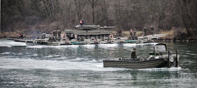 &lt;f&gt;Ein Fährbetrieb&lt;/f&gt; der Pioniere (Beispielfoto) soll auch über den Völkermarkter Stausee eingerichtet werden | Foto: Roman Icha HBF/ÖBH