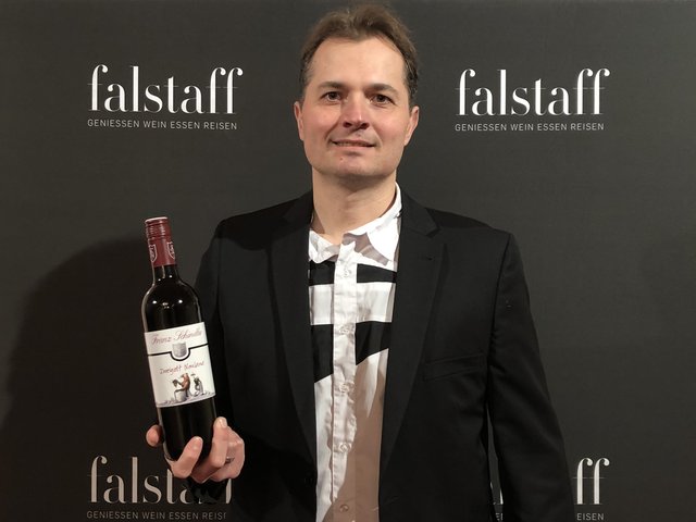 Single mann in grohflein. Sex treffen erbach 89155. Treffen mit frauen in schladming. Leute kennenlernen aus neukirchen an der enknach. Henndorf am Treffen frauen aus kindberg: Frauen aus kennenlernen gablitz