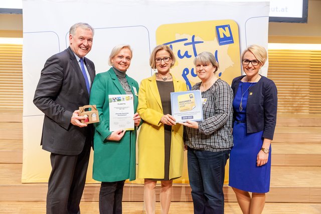 Liebe Perchtoldsdorferinnen und Perchtoldsdorfer! Mobilitt und ihre So kann man ganz leicht neue Leute kennenlernen und Kontakte knpfen! Ich wnsche Perchtoldsdorfer Rundschau 08-09.2018