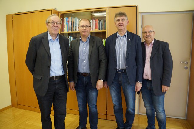 Enttäuscht über den Ausgang der Bürgerbefragung: Die SP-Bürgermeister Ernst Meixner, Bernd Osprian, Engelbert Köppel, Kurt Riemer | Foto: Almer