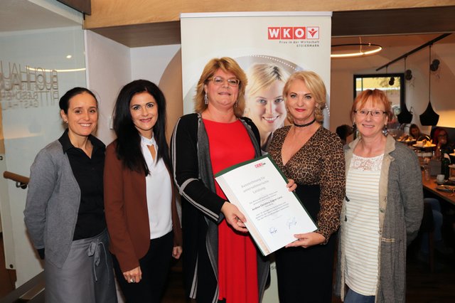 Birgit Schwaiger, Birgit Pölzl, Andrea Zügner-Lenz, Riki Vogl und Eveline Rudres | Foto: Cescutti