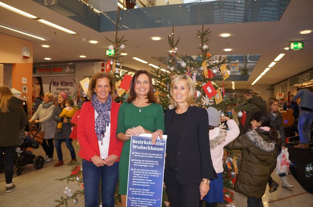 Die Organisatorinnen Sabine Buchstätter (Caritas), Theresa Kaserer (Bezirksblätter Salzburg) und Christine Wawra (Adhurrican).