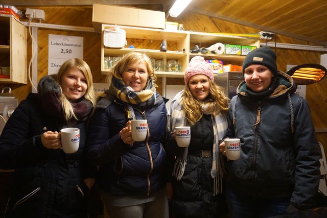 FC Obergrafendorf liebt an der Vorweihnachtszeit, Punsch, Glühwein, die Weihnachtsfeier und das Hallentraining. 