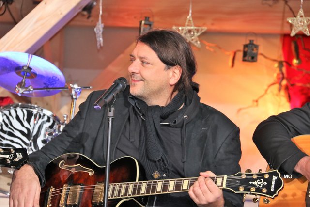 SOLOzuVIERT, Licht ins Dunkel, Graz