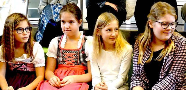 Sie alle schnupperten in die Welt des Theaters. | Foto: Reinbacher