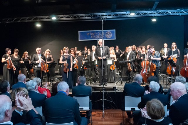 Ausverkauftes Zentrum beim Winterklang 2018. Es spielte die Pannonische Philharmonie. | Foto: Rotary/Thomas Meier
