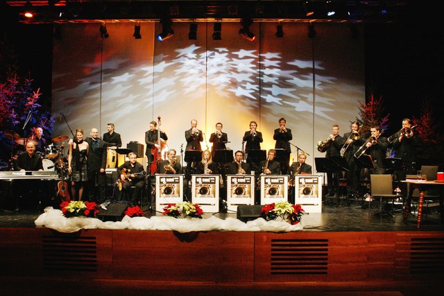 Swinging Christmas mit der Big Band 2000 | Foto: Big Band 2000
