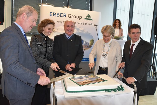 Vorstandsvorsitzender Erber Group, Jan Vanbrabant, Eva Wanzenböck, Managing Director Romer Labs Division, Erich Erber, Landesrätin Petra Bohuslav, Bürgermeister Peter Eisenschenk.
