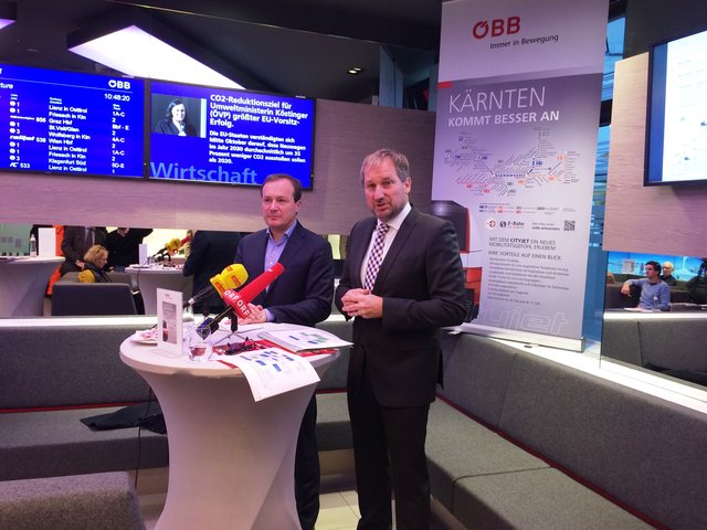 LR Ulrich Zafoschnig und Reinhard Wallner, ÖBB-Personenverkehr | Foto: Büro LR Zafoschnig