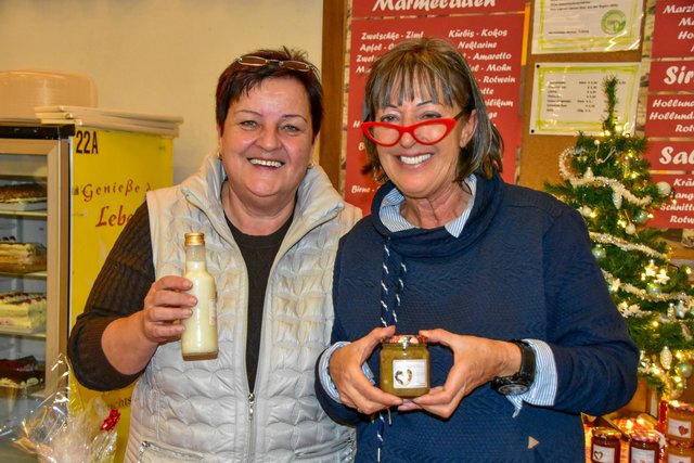 Bauernmarkt im Veranstaltungszentrum: Lokal und regional lockte viele