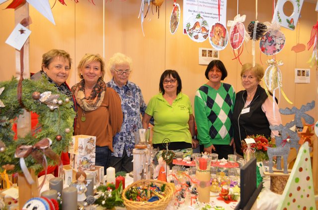 Mitarbeiter und Ehrenamtliche des HB Clementinum