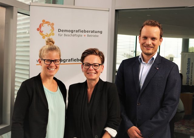 Drei Personen des Teams West (Tirol + Salzburg) der Demografieberatung (v.l.: Renate Steinbacher, Gerlinde Braumiller, Christoph Schulte-Cloos).