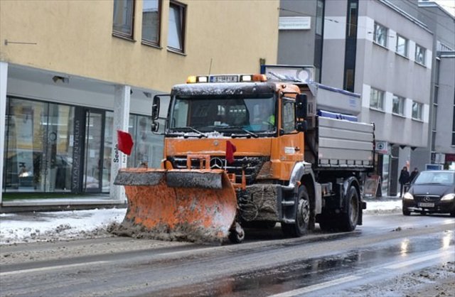 Mit bis zu 200 Mann und 70 Fahrzeugen ist der Winterdienst der Stadt Salzburg auf den Einsatz vorbereitet.