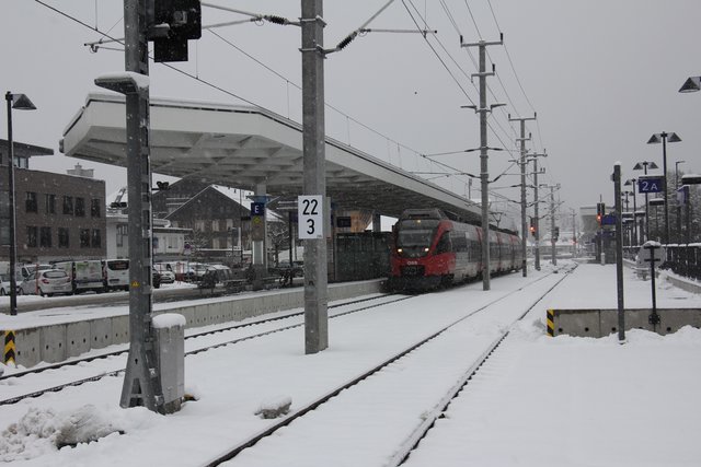 Der Bahnhof Seefeld als neue Mobilitätsdrehscheibe präsentierte sich zur Gesamtfertigstellung tief winterlich. | Foto: ÖBB/Kapferer