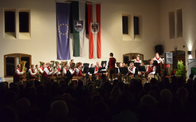 Der Rothof wurde zur Blasmusikbühne. | Foto: Grenzlandmusik 