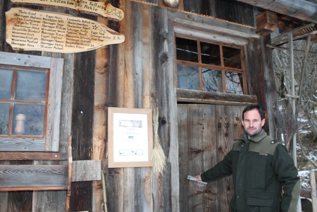 Bernhard Burgstaller vor der Laufenberger Mühle