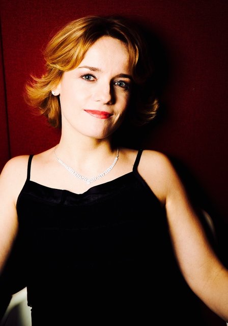 Sabine Neibersch hört derzeit am liebsten "My Favorite Things" in der Version von Kelly Clarkson. Am 24. Dezember, 16 bis 18 Uhr, ist sie in der Licht-ins-Dunkel-Gala auf ORF 2 Kärnten zu sehen. | Foto: Patrick Connor Klopf