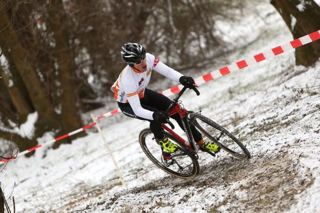 Beim 3KöniXcrosS am Viehofner See in St. Pölten geht es im einstündigen Rundkurs querfeldein über Stock und Stein. | Foto: Radsportunion St. Pölten
