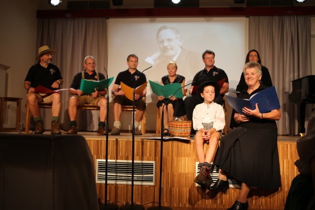 Die Proben für den Rosegger-Abend der Theaterrunde St. Stefan im Schilcherland laufen auf Hochtouren.