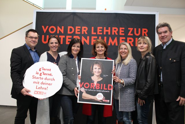 Josef Renner, Birgit Preimel, Margit Angerlehner, Rosi Huber, Doris Schreckeneder, Petra Schneeweis-Schachner und Gerhard Gründl.