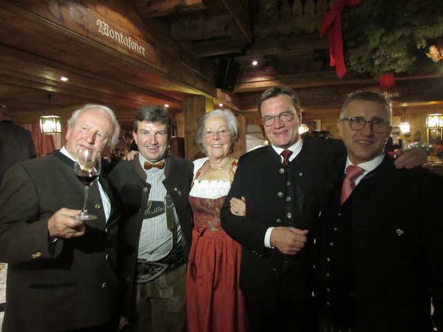 Adi Werner, Karl-Heinz Pale, Gerda Werner, LH Günther Platter und Werner Künstner. 