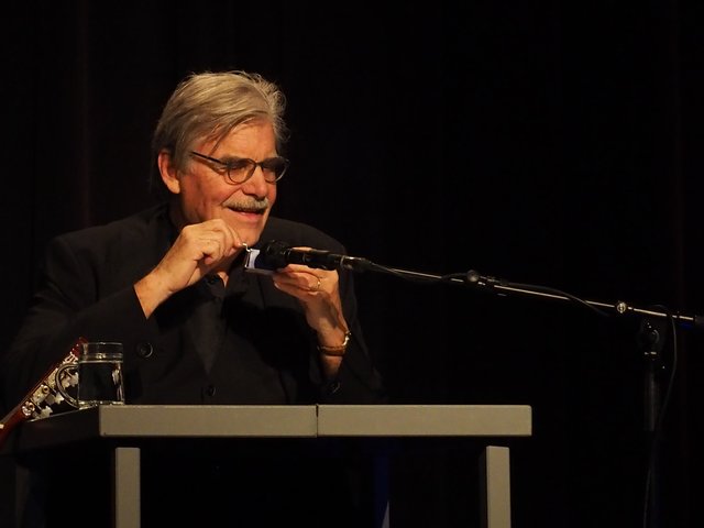Stargast Peter Simonischek begeisterte im Rahmen einer Lesung. | Foto: Kulturforum Bad Radkersburg