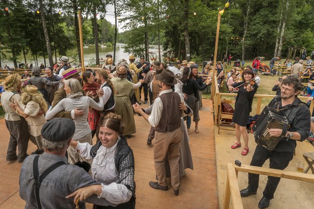 Am Tanzboden beim Schrammel.Klang.Festival.