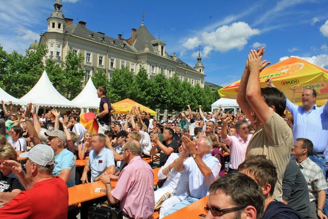 WM 2018: Roland Pössenbacher schaffte es mit einem Post zum Public-Viewing auf die Nummer 1 der meistgeklickten Regionauten