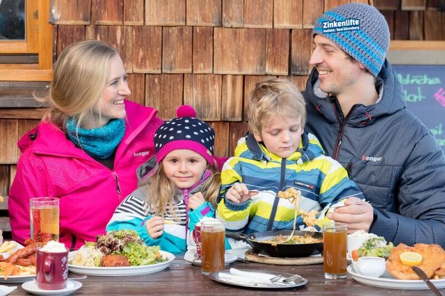 Den ersten "Bezirksblätter-Skitag" gibt es am 5. Jänner. | Foto: Zinkenlifte GmbH