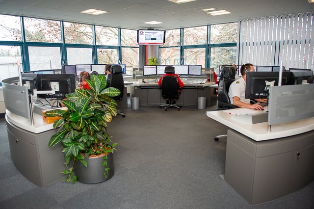 Calltaker und Dispatcher in einem Arbeitskreis. | Foto: Foto Jörgler